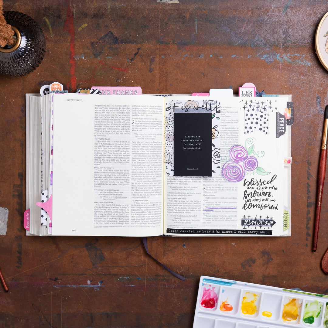 ESV Journaling Bible - Flowers - Cloth over Board - Large Margins