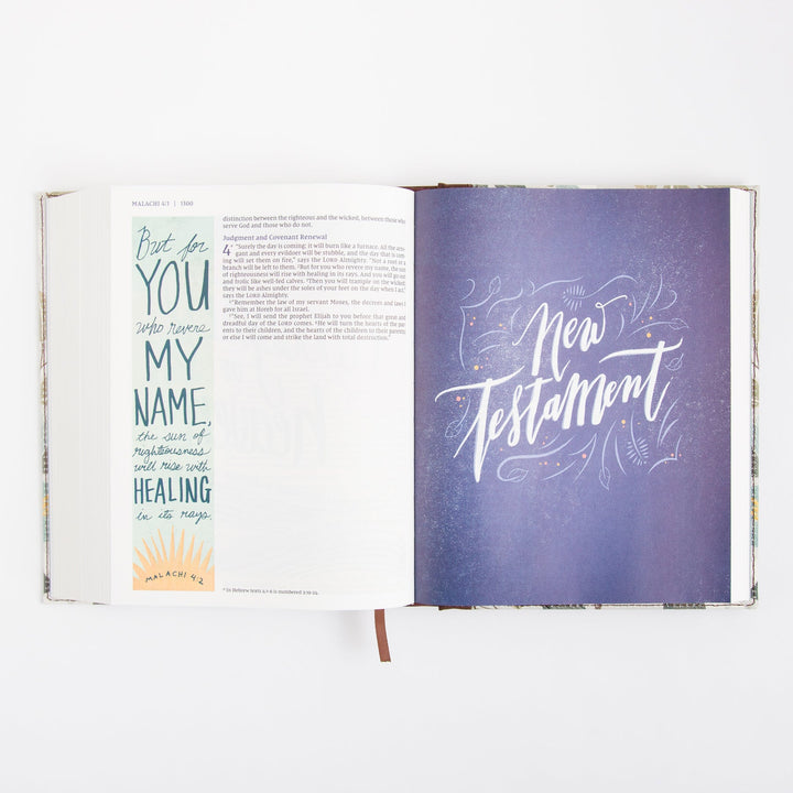 NIV Beautiful Word Bible for Women - Peel Stick Bible Tabs - Red Letter - Comfort Print