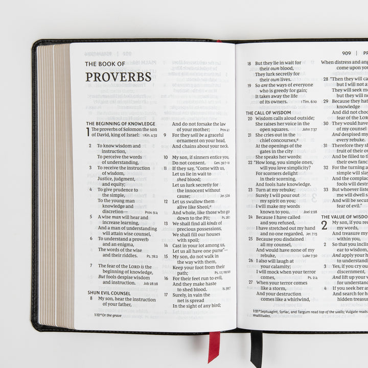 NKJV End-of-Verse Reference Bible - Personal Size Large Print - Leathersoft - Black